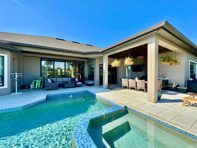 Building Photo - 10605 Sabella Dr