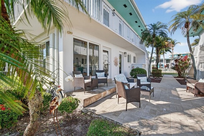 Building Photo - 180 Isle of Venice Dr