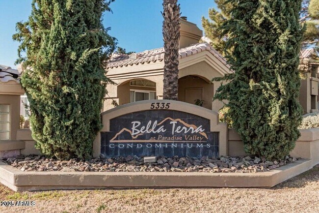 Building Photo - 5335 E Shea Blvd