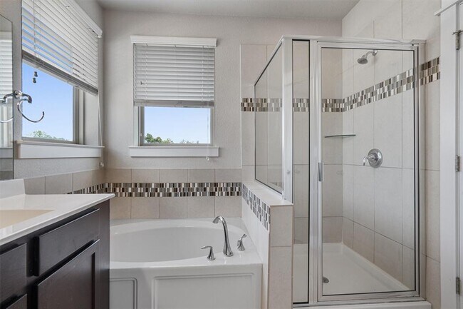 Building Photo - 9301 Cardinals Nest Ln