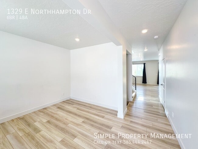 Building Photo - 1329 Northhampton Dr