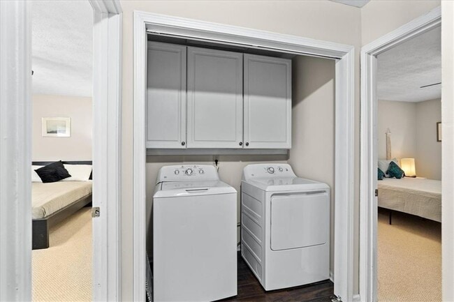 Building Photo - 1052 Travelers Trail