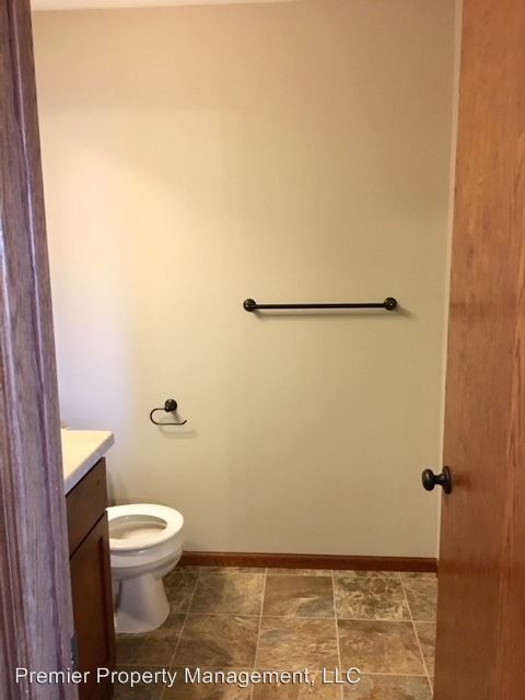 Building Photo - 2125 Liberty Glen Loop