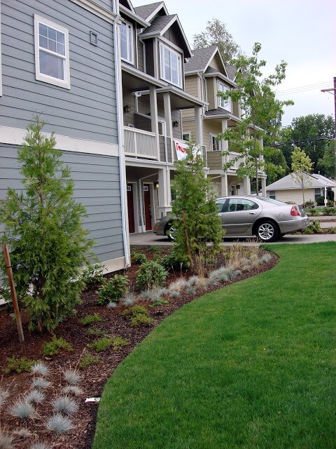 Building Photo - 3BDRM 2.5BTH Condo Duplex, Attached Garage...