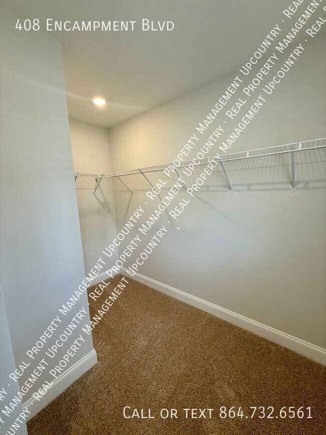 Building Photo - 408 Encampment Blvd
