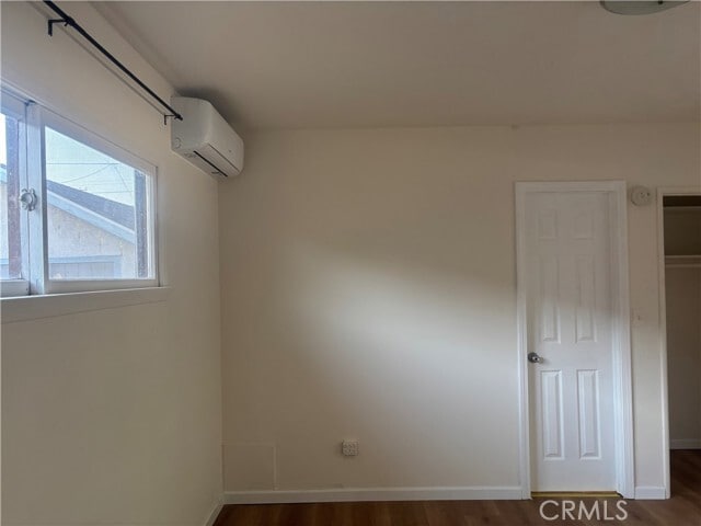 Building Photo - 1421 3rd St