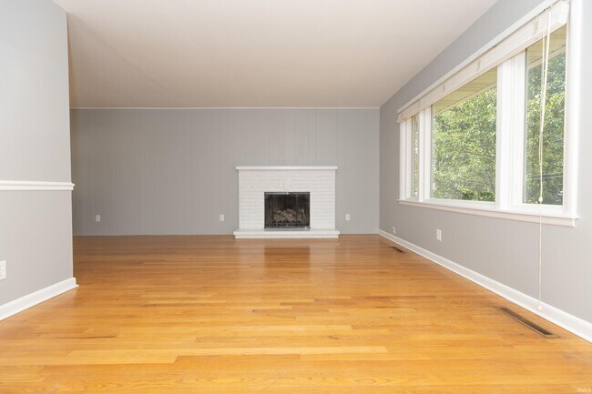 Building Photo - 740 Hoosier Ave