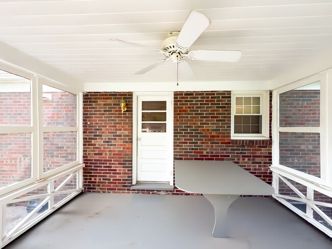 Building Photo - 1512 Ford Ave