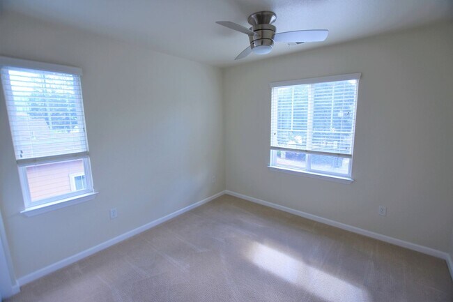 Building Photo - Gorgeous Home in Desirable Los Gatos: Four Bedrooms, Two and One-Half Bathrooms SFR