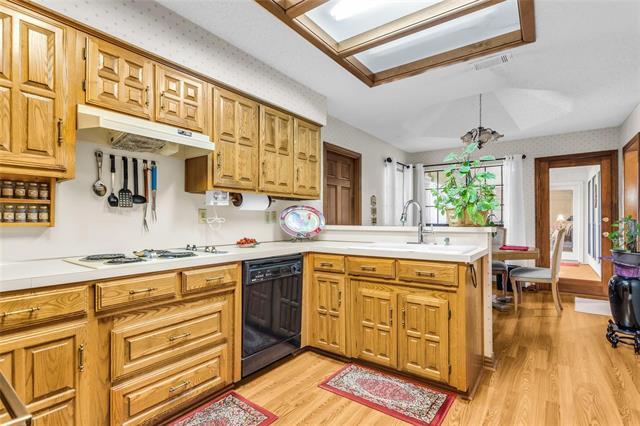 Building Photo - 1013 Canyon Ridge Dr