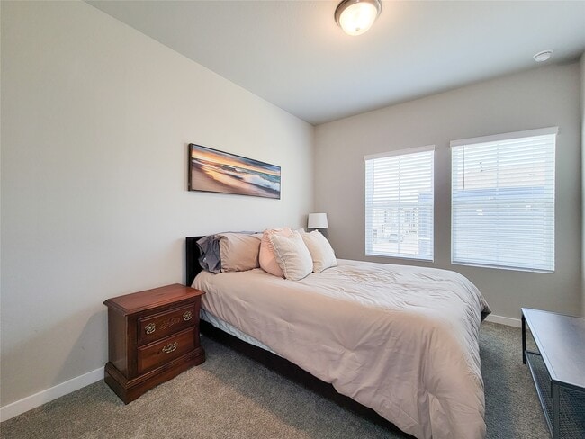 Building Photo - 710 Seafoam Ln