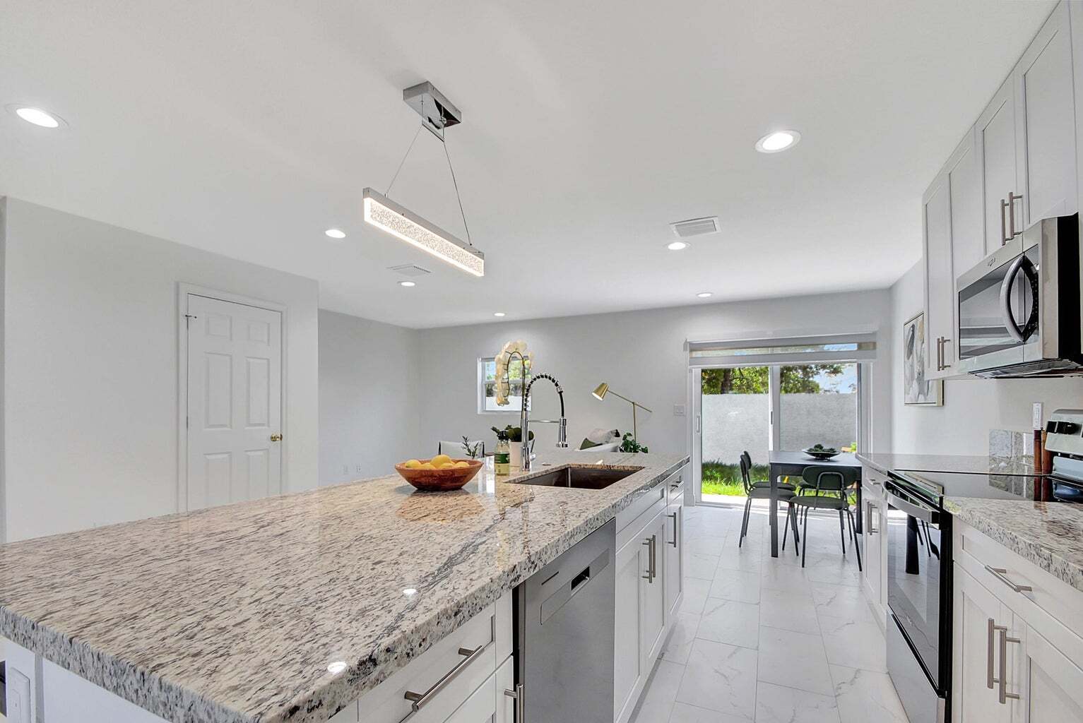 Building Photo - 3871 Patio Ct