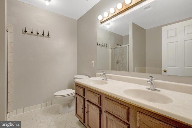 Building Photo - 2219 Cedar Mill Ct