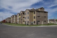 Building Photo - 426 W 200 N St