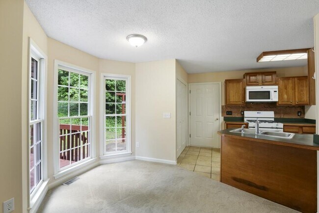 Building Photo - 1312 Dungan Dr NW
