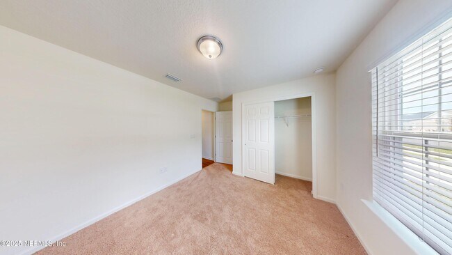 Building Photo - 11172 Stapleton Dr