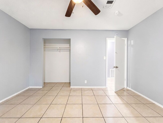 Building Photo - 4614 Gurley Ave