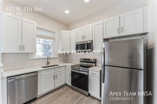 Building Photo - 617 N 7th Ave