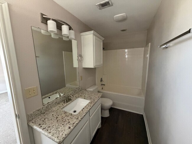 Building Photo - 2531 Pascal Ct