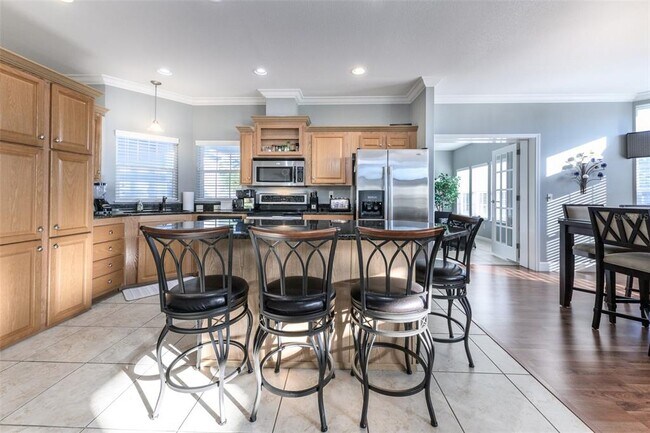 Building Photo - 2 Emden Cir