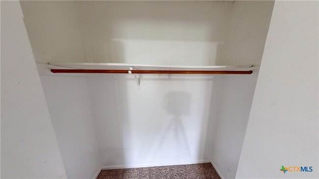 Building Photo - 4505 River Oaks Dr