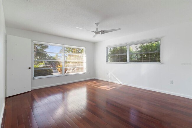 Building Photo - 1708 Claw Ct