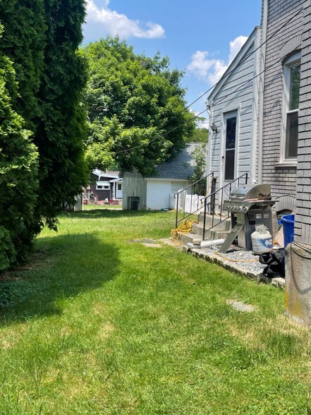 Building Photo - 721 W 2nd Ave