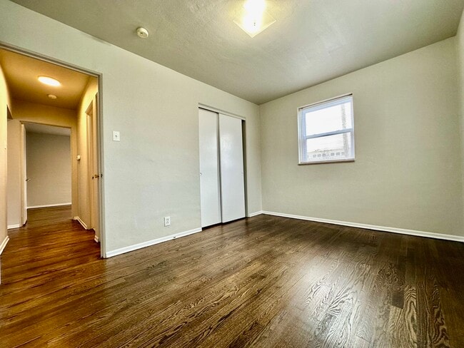 Building Photo - 2907 Lemay Ferry Rd