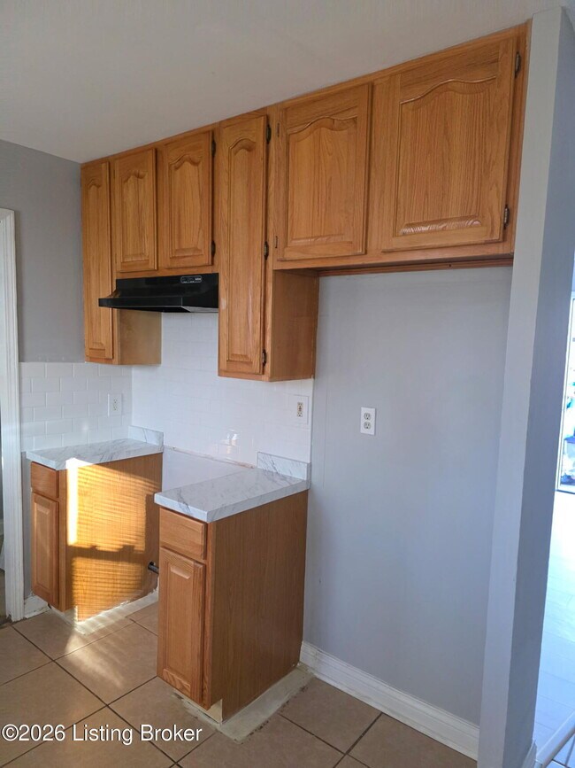Building Photo - 5610 Rustic Way