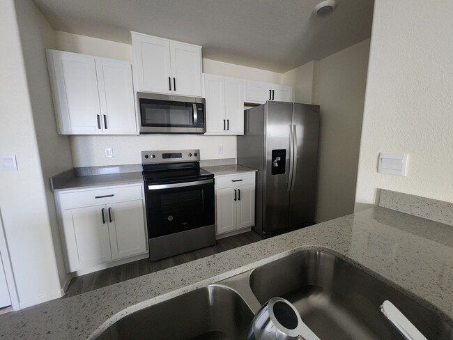 Building Photo - Brand New 3-Bedroom Townhouse with Upgrade...