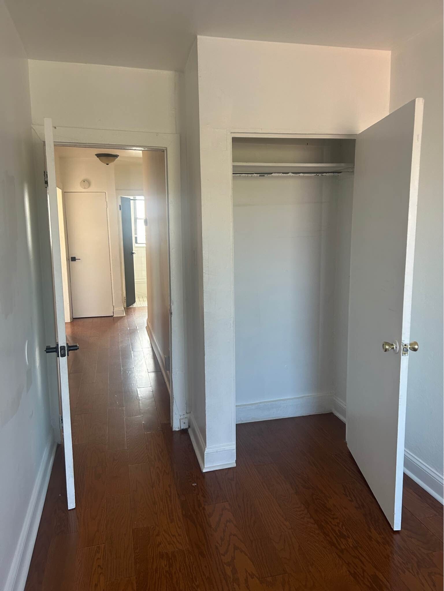 Building Photo - 12 Monticello Ave