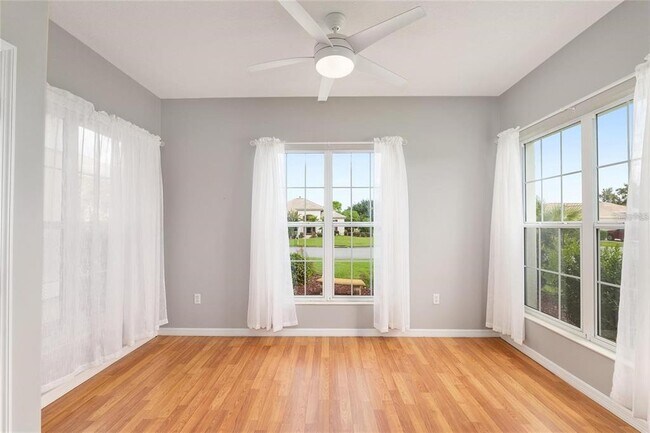 Building Photo - 9244 SE 128th St