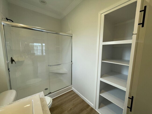 Building Photo - 34616 Ballyhoo Dr