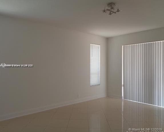 Building Photo - 3013 Woodlands Dr