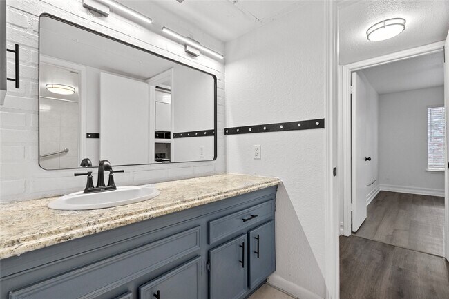 Building Photo - 2350 Bering Dr