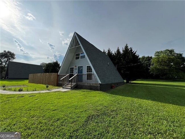 Building Photo - 351 Valley View Cir SE
