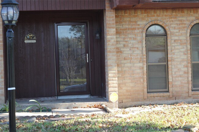 Building Photo - 7207 Addicks Clodine Rd