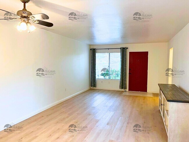 Building Photo - Move In Special $500 First Months Rent / 55 + Community Move-In Ready 2BR/1BA Home in Peacock Hil...