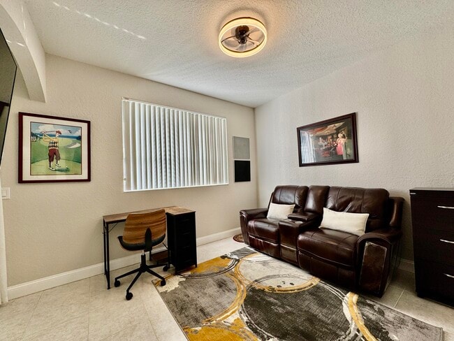 Building Photo - 8082 Aberdeen Dr