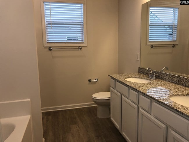 Building Photo - 807 Spring Cress Dr