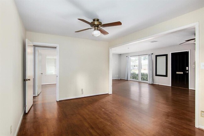 Building Photo - 5538 Pagewood Ln