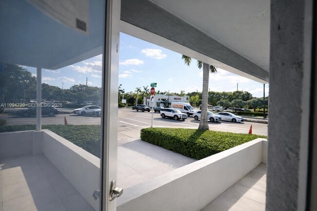 Building Photo - 5305 Biscayne Blvd