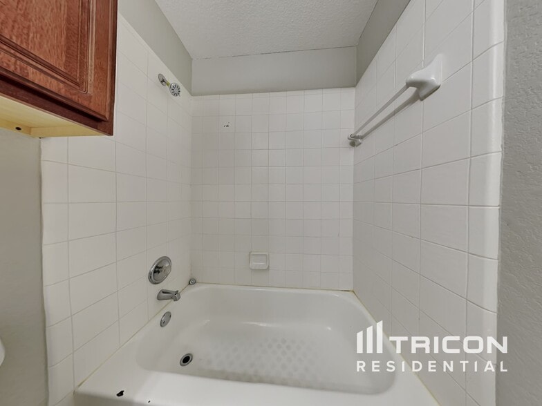 Building Photo - 3106 Wickham Ln