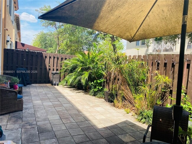 Building Photo - 10963 NW 87th Ln