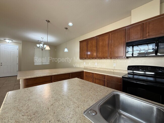Building Photo - 9020 W Nicolet Ave
