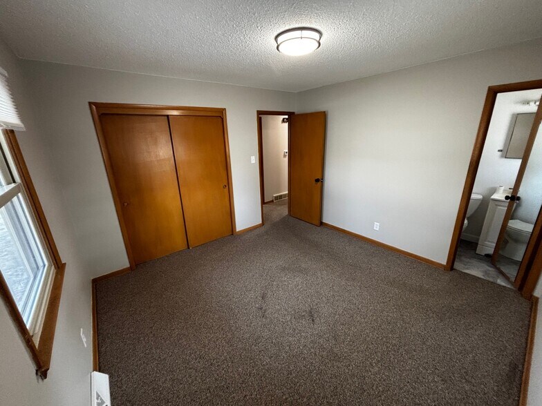 Building Photo - 3816 82nd St