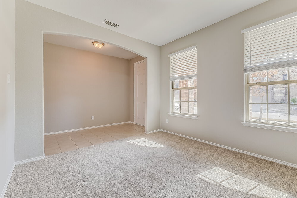 Building Photo - 4208 Glen Abbey Dr