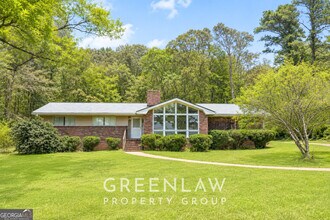 Building Photo - 3605 Flat Shoals Rd