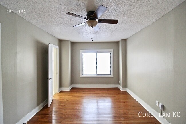 Building Photo - 4328 Roanoke Pkwy