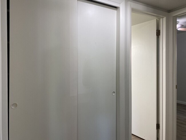 Building Photo - 3 Bed 1 Bath w/ 1 car garage West-Side Fort Collins Ranch